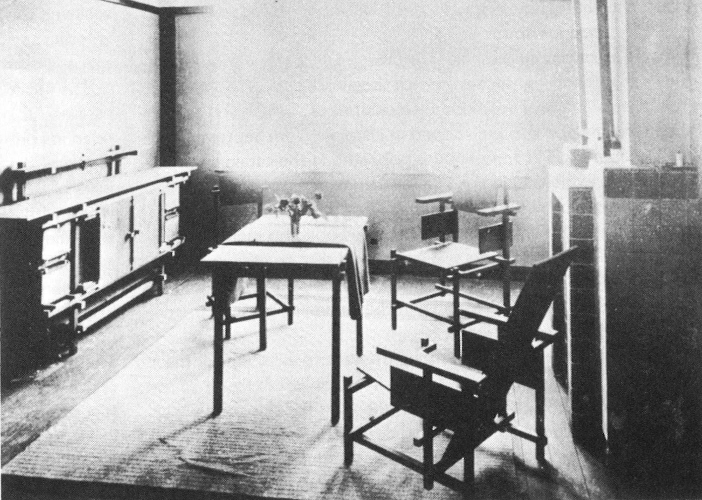 Rietveld, set of furniture for model apartment, Spangen, Rotterdam, 1920. Reproduced in De Stijl: The Formative Years catalogue