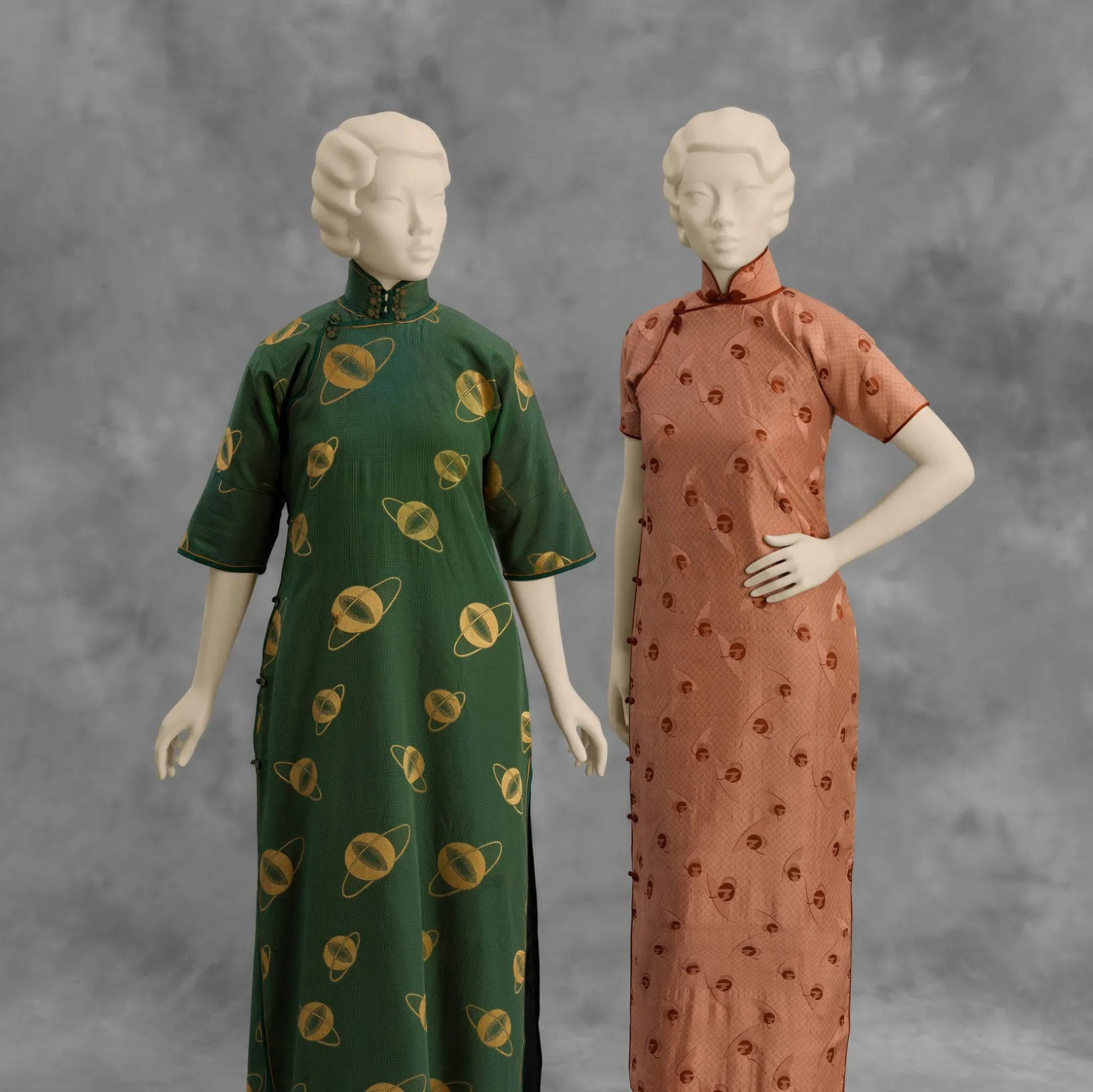 Dress (Qipao), China or Hong Kong, 1930s, Los Angeles County Museum of Art, Costume Council Acquisition Fund, photo © Museum Associates/LACMA